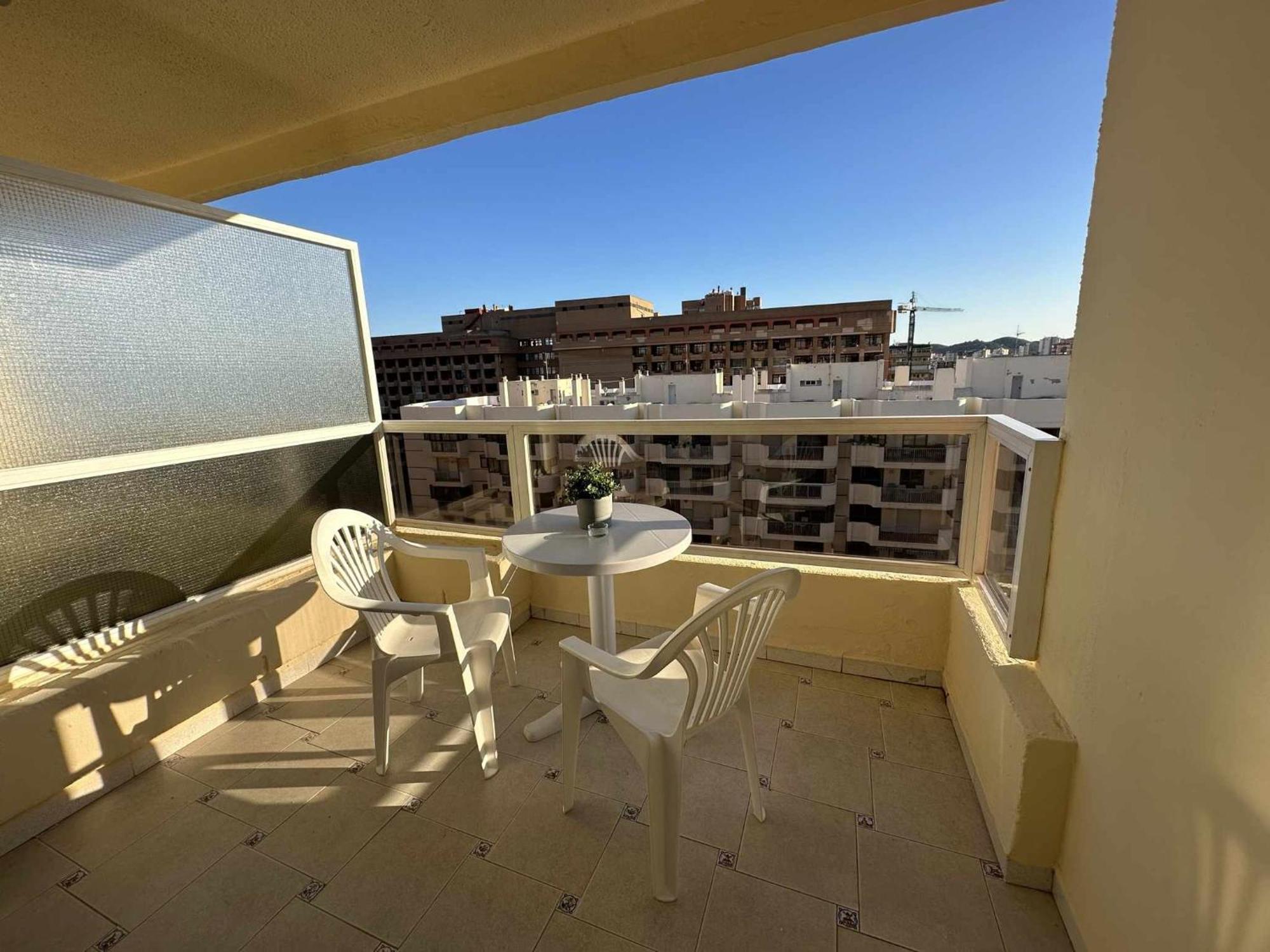 Estudio Pyr Privado Frente Al Puerto De フエンヒロラ エクステリア 写真
