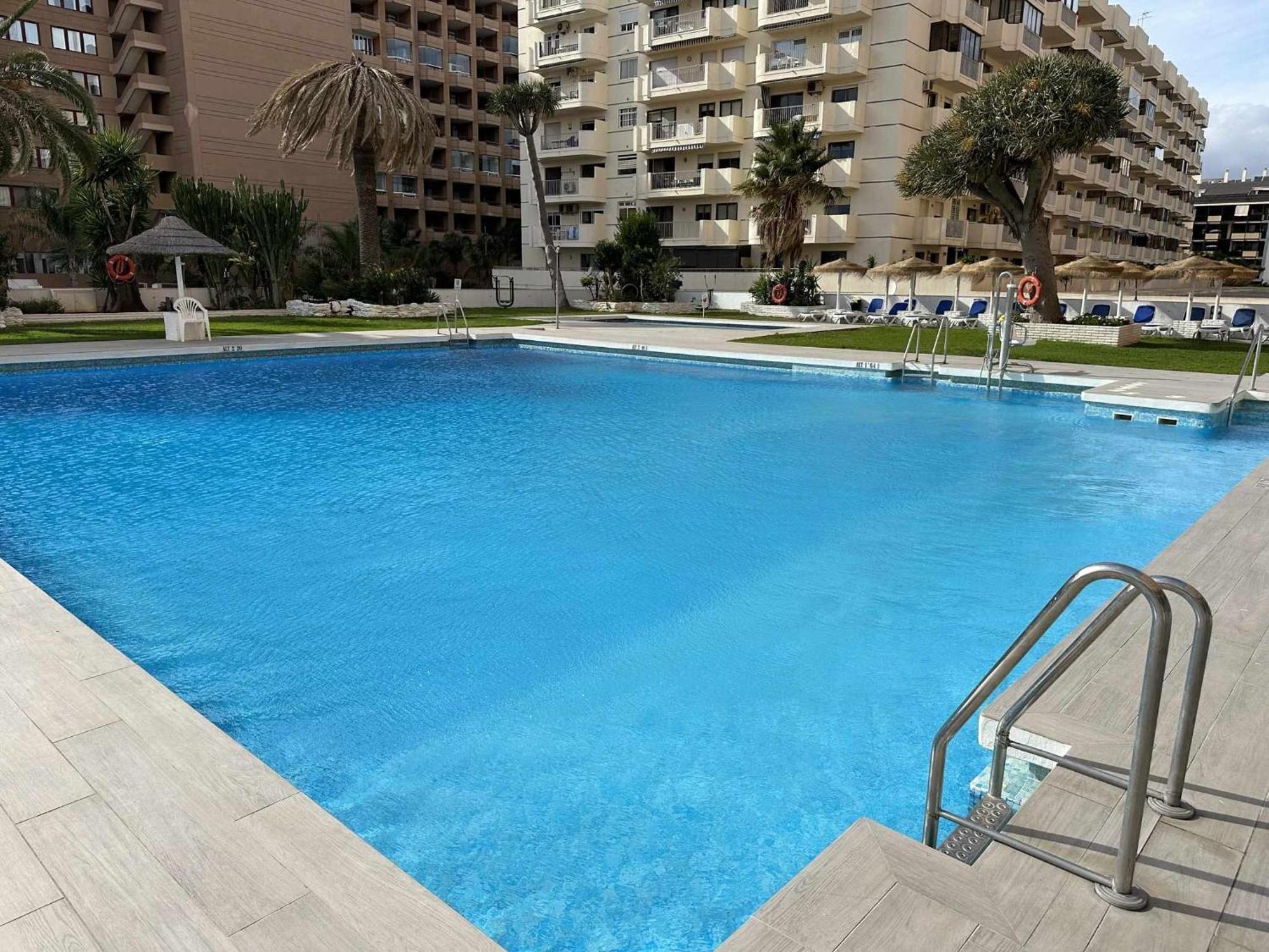 Estudio Pyr Privado Frente Al Puerto De フエンヒロラ エクステリア 写真